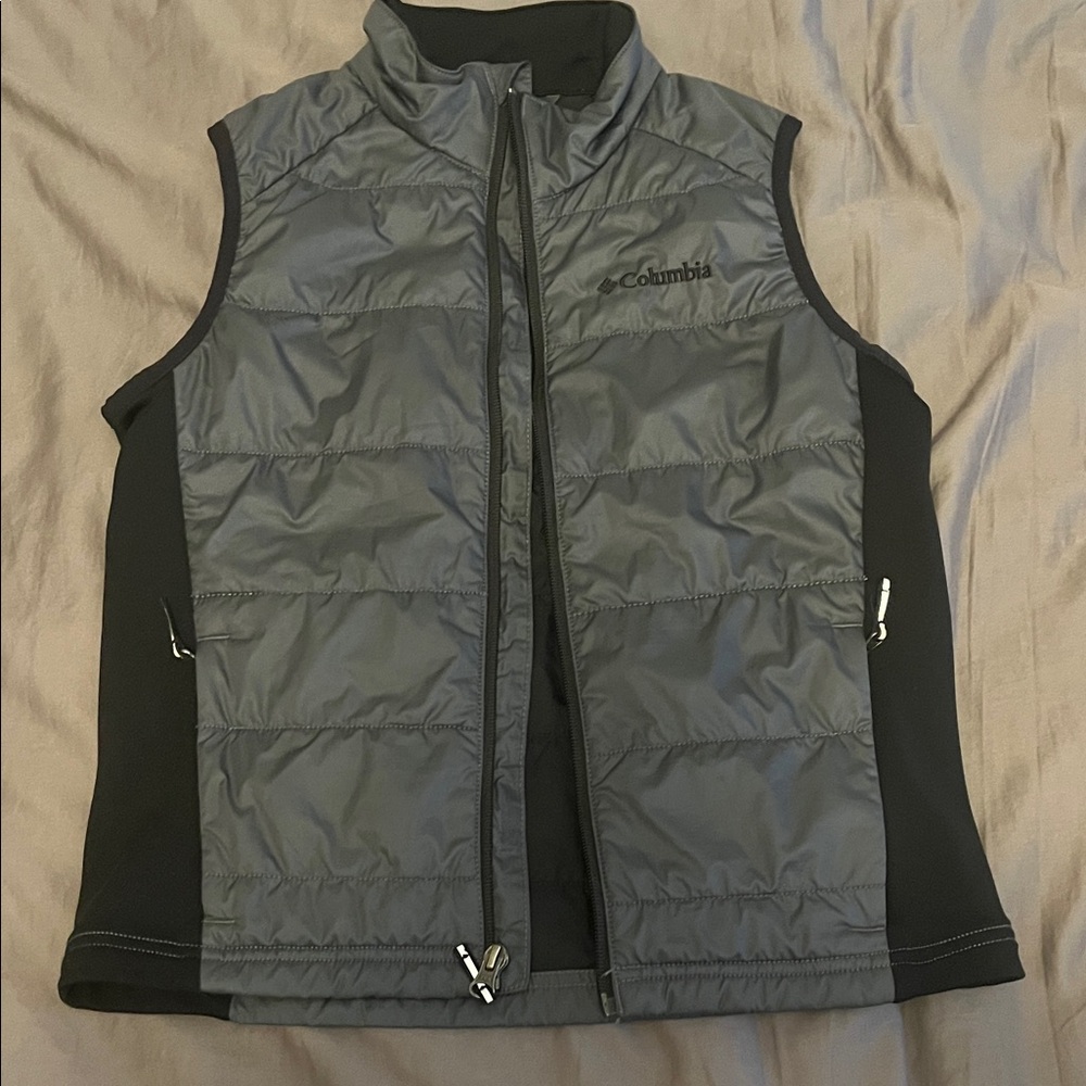 Columbia Charcoal and Black Zip Vest
